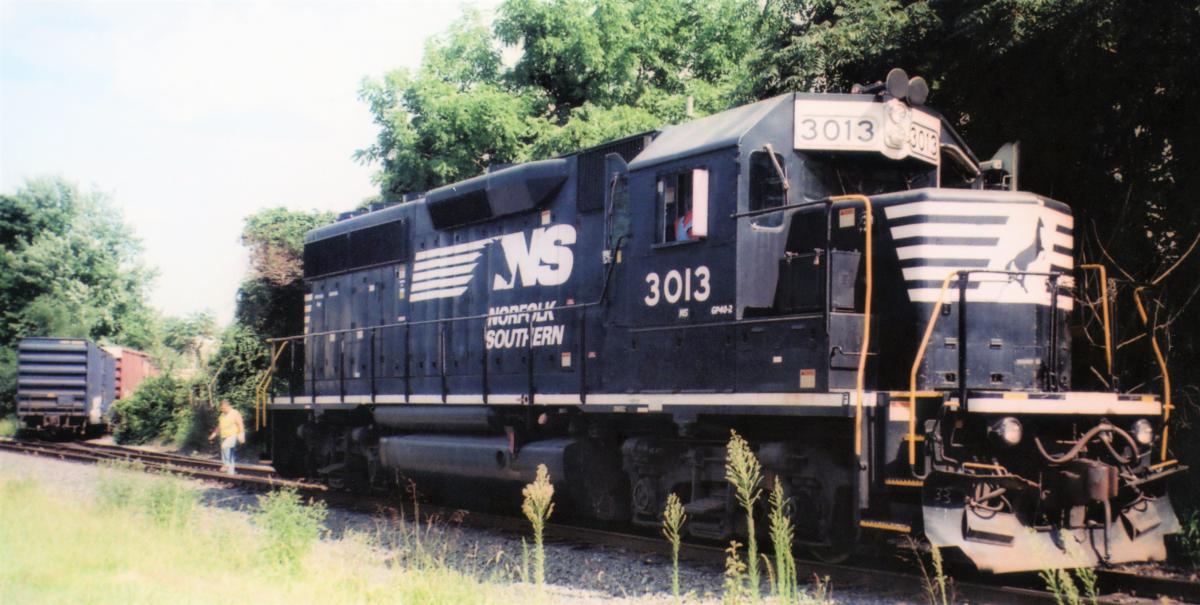 NS 3013, Masonville, NJ. 8/2014 Conrail Photo Archive